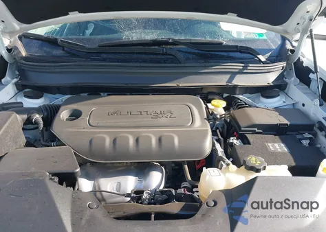 2021 Jeep Cherokee Latitude Plus Fwd z USA, uszkodzony, nr VIN 1C4PJLLB0MD203625